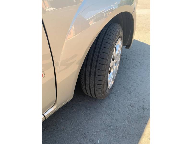 FORD - FIESTA - 2012/2013 - Prata - R$ 31.000,00