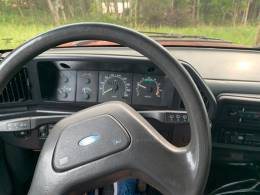 FORD - F-1000 - 1992/1993 - Vermelha - R$ 78.000,00