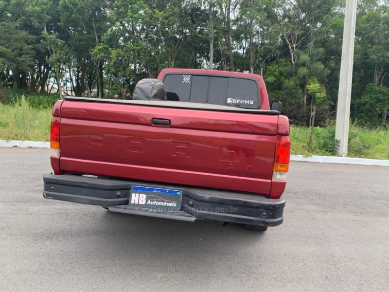FORD - F-1000 - 1992/1993 - Vermelha - R$ 78.000,00