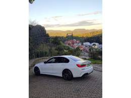 BMW - 320I - 2020/2021 - Branca - R$ 265.000,00