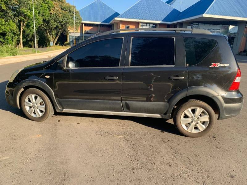 NISSAN - LIVINA - 2009/2010 - Preta - Sob Consulta