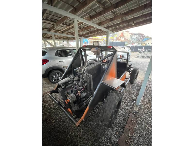 VOLKSWAGEN - GAIOLA - 2008/2008 - Preta - R$ 15.000,00